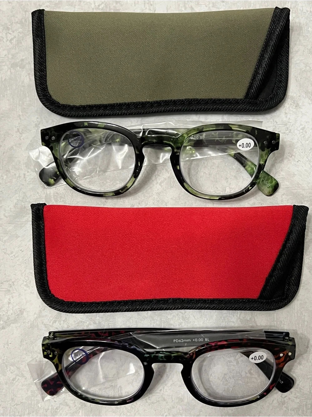 IZE Blue Light Filtering/ Reading Non Prescription Set Of Glasses NWT